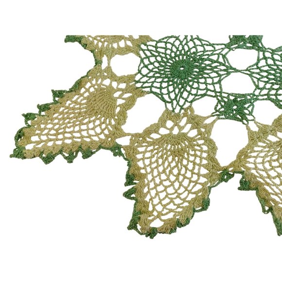 Vintage Grandma's Hand Crochet Doily Table Topper 14" Handmade 2 Tone Green - Picture 4 of 9